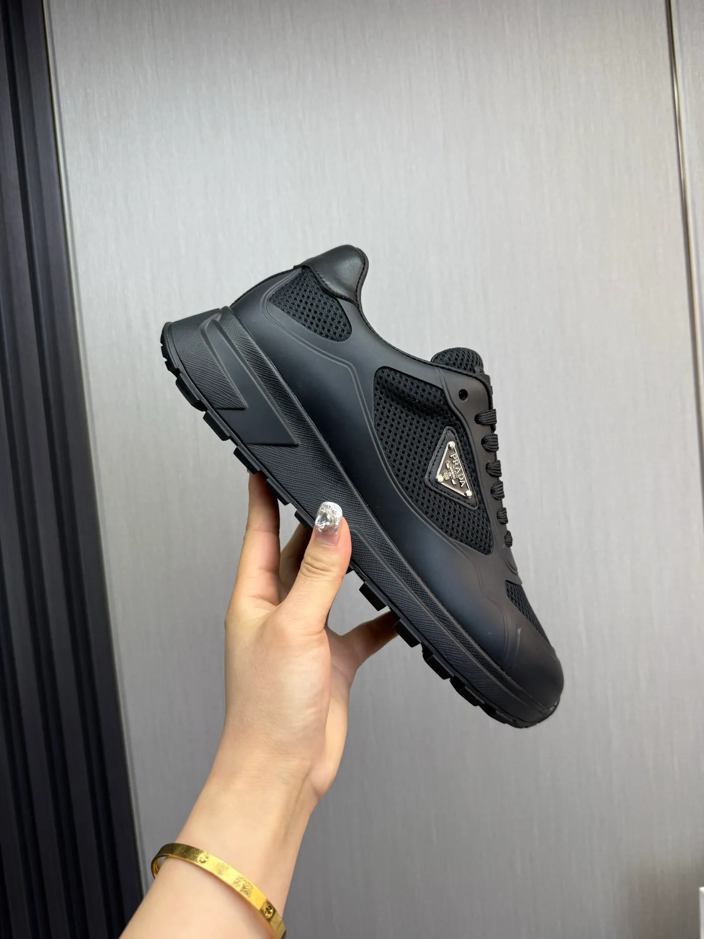 Men's shoes 💰580💰 [PRADA] Autumn and winter hot men's shoes shipped 👏Official website synchronized ⬆️Original fly-woven cowhide fabric + cowhide lining, 1⃣️:1⃣️reproduction, original sole, 38-45 (45. Customized, non-refundable)